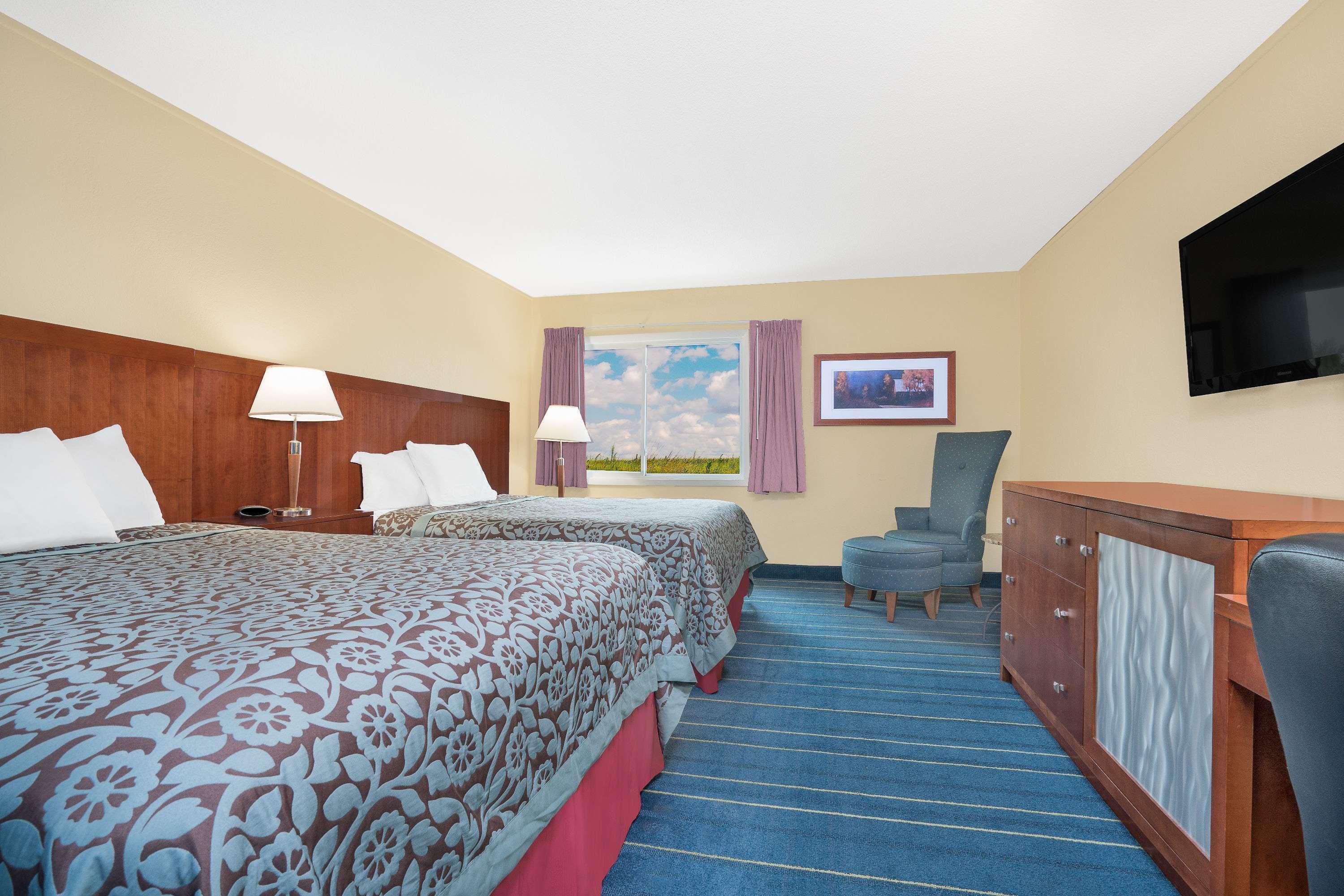 Days Inn By Wyndham Alexandria Mn Экстерьер фото