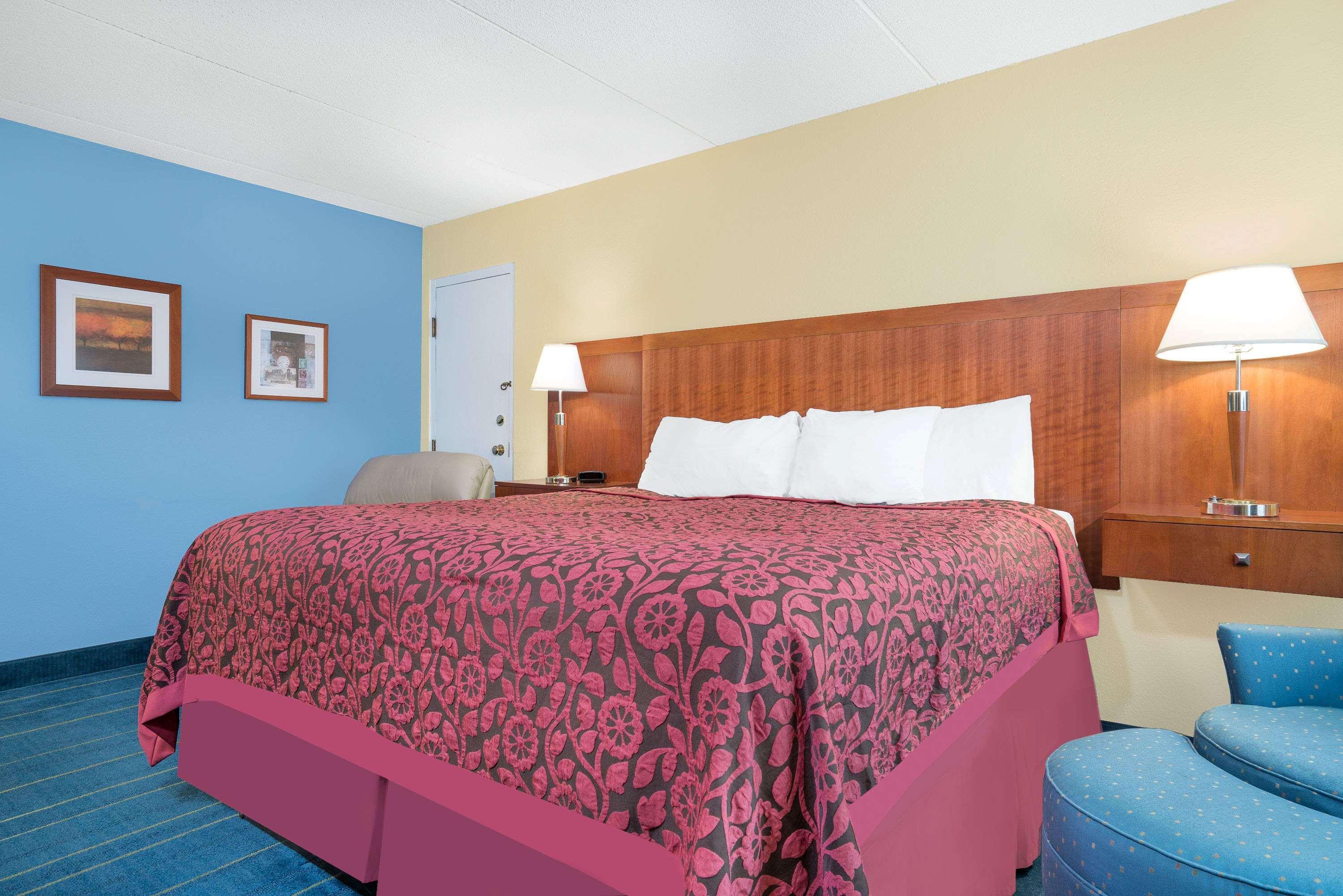 Days Inn By Wyndham Alexandria Mn Экстерьер фото